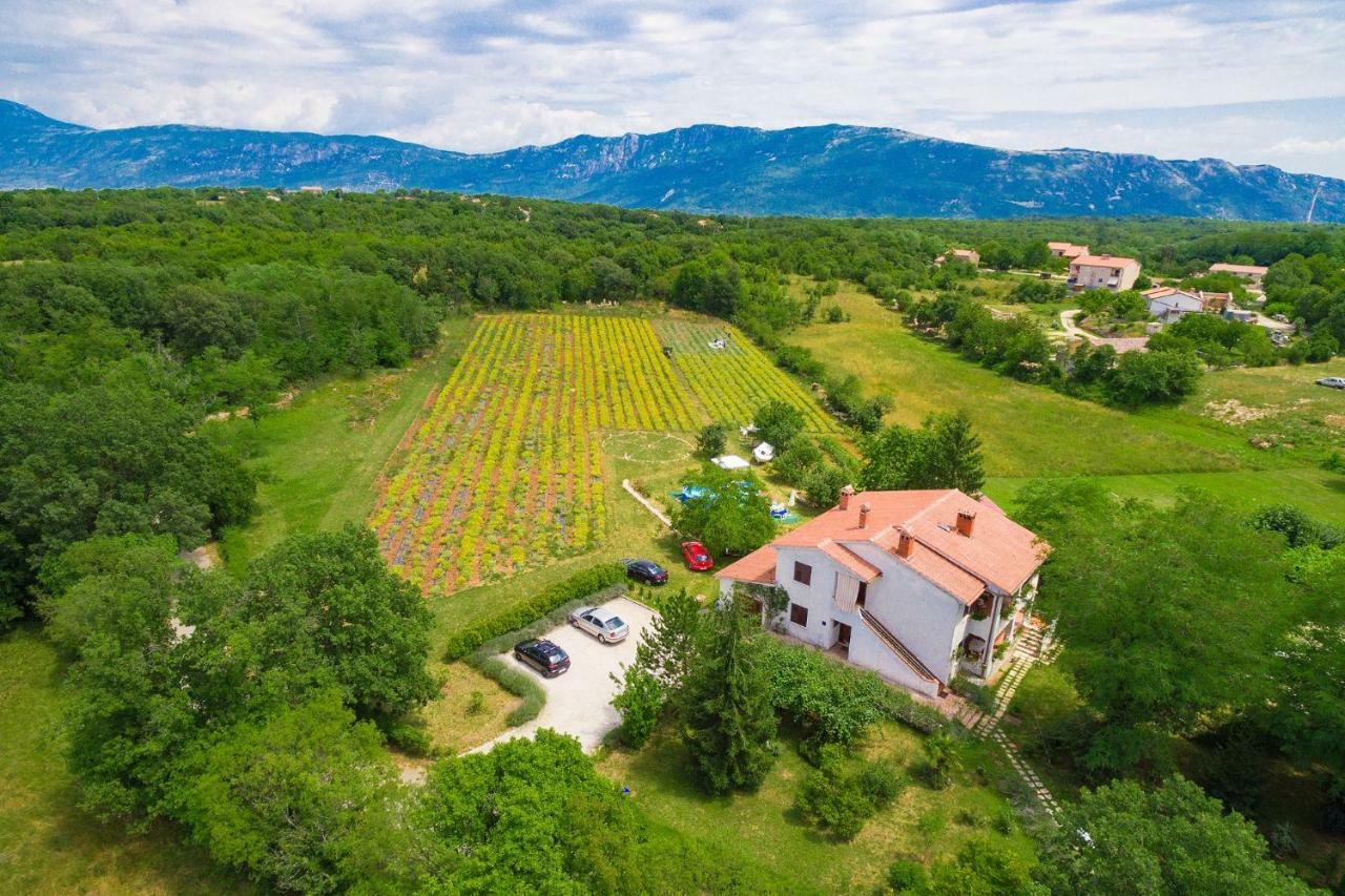 Apartments Valoda Nedeščina Exterior foto